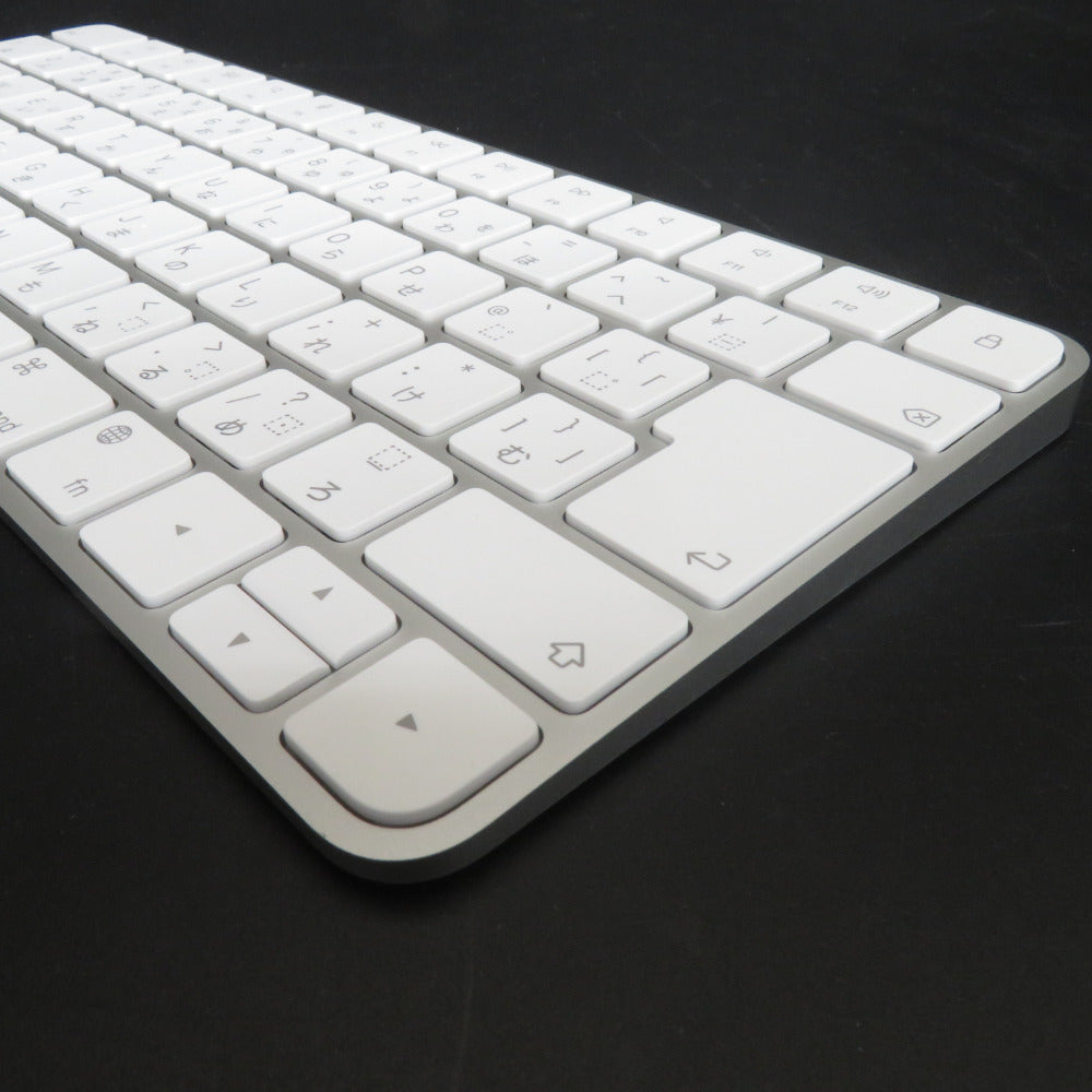 Magic Keyboard