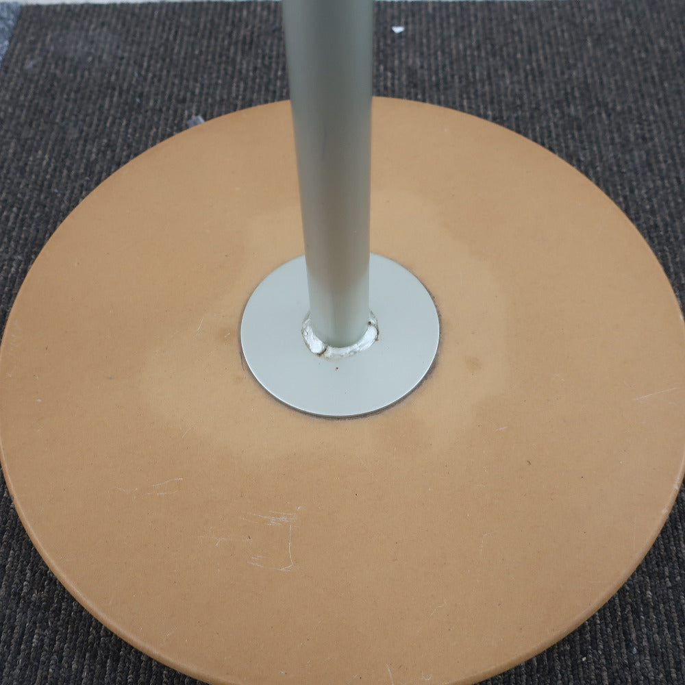 ポールハンガーラック