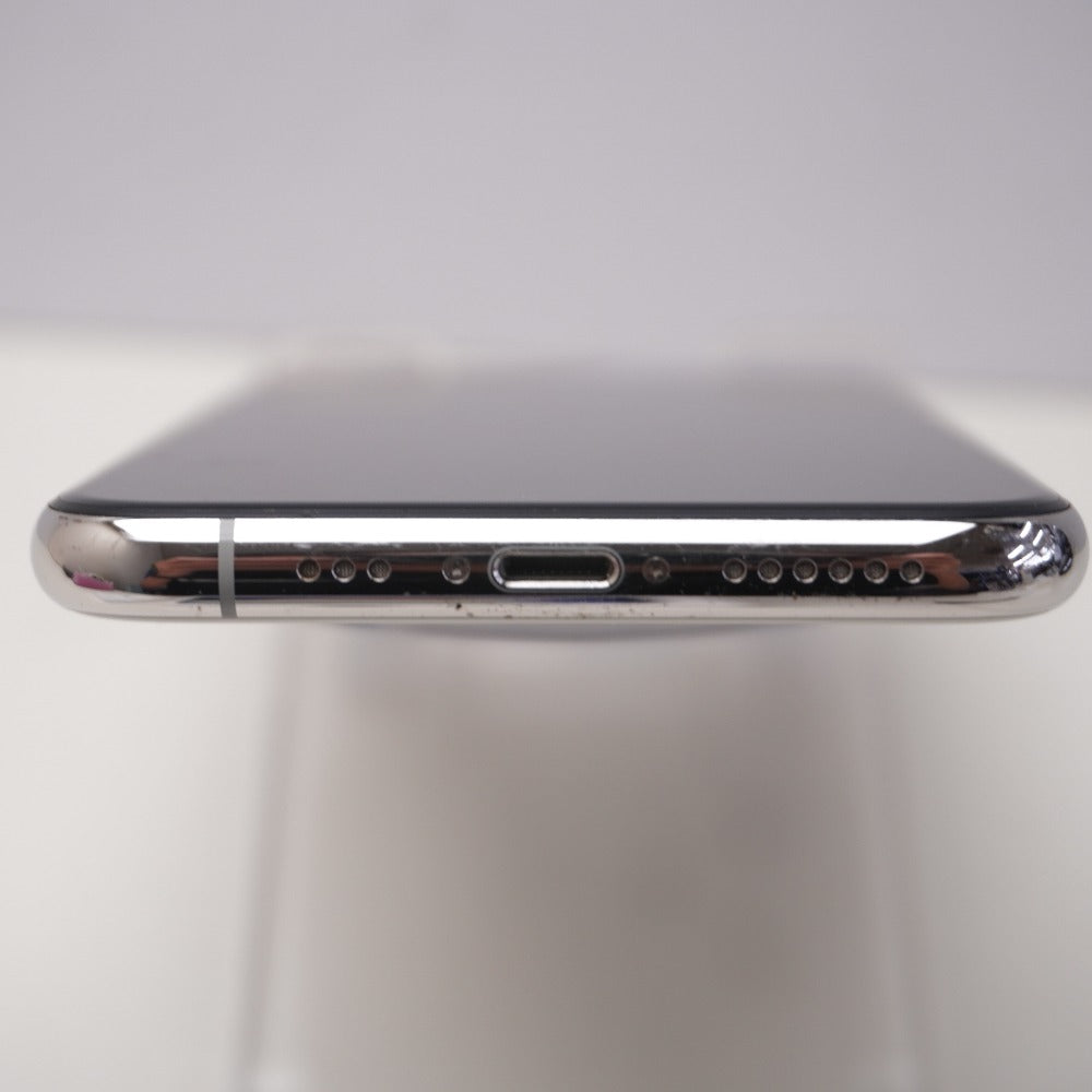 Apple iPhone 11 Pro 64GB シルバー SIMロック解除済み