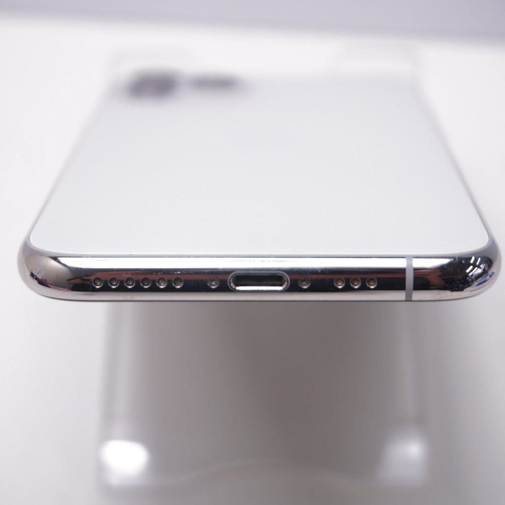 Apple iPhone 11 Pro 64GB シルバー SIMロック解除済み MWC32J/A