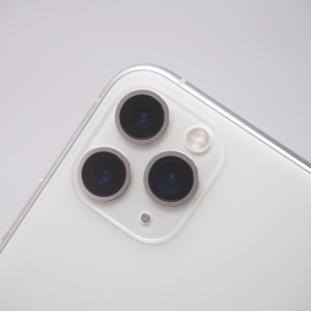 Apple iPhone 11 Pro 64GB シルバー SIMロック解除済み MWC32J/A