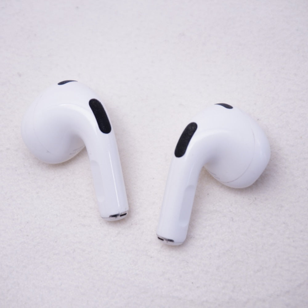 Apple オーディオ機器 AirPods 第3世代 MagSafe対応