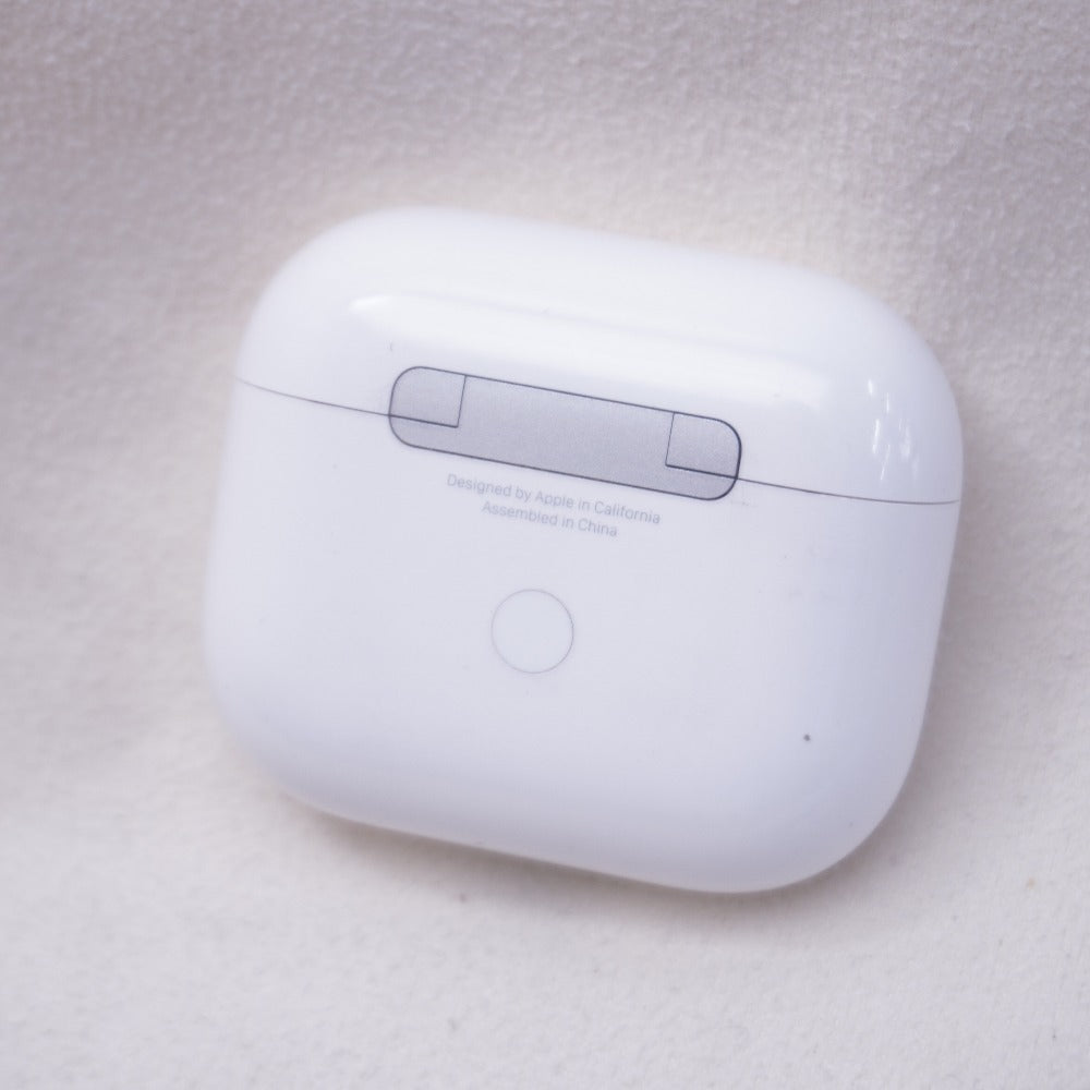 Apple オーディオ機器 AirPods 第3世代 MagSafe対応