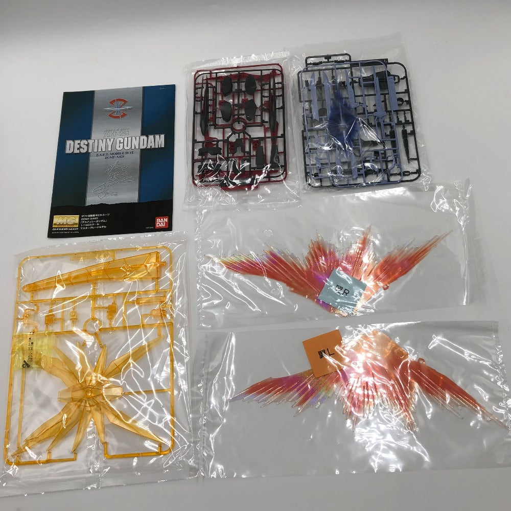1/100 MG デスティニーガンダム(ハイネ専用機) 「機動戦士ガンダムSEED DESTINY」 ガンダムベース限定 BANDAI SPIRITS バンダイスピリッツ プラモデル
