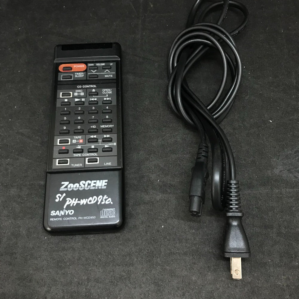 SANYO (サンヨウデンキ) オーディオ機器 ジャンク品 SANYO ステレオラジカセ ZooSCENE PH-WCD950 リモコン付き