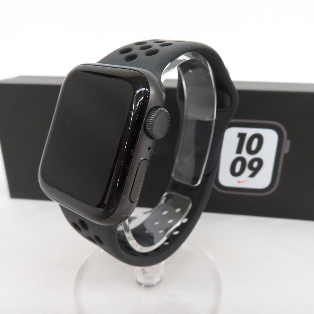 Apple Watch アップルウォッチ スマホアクセサリー Nike SE 40mm