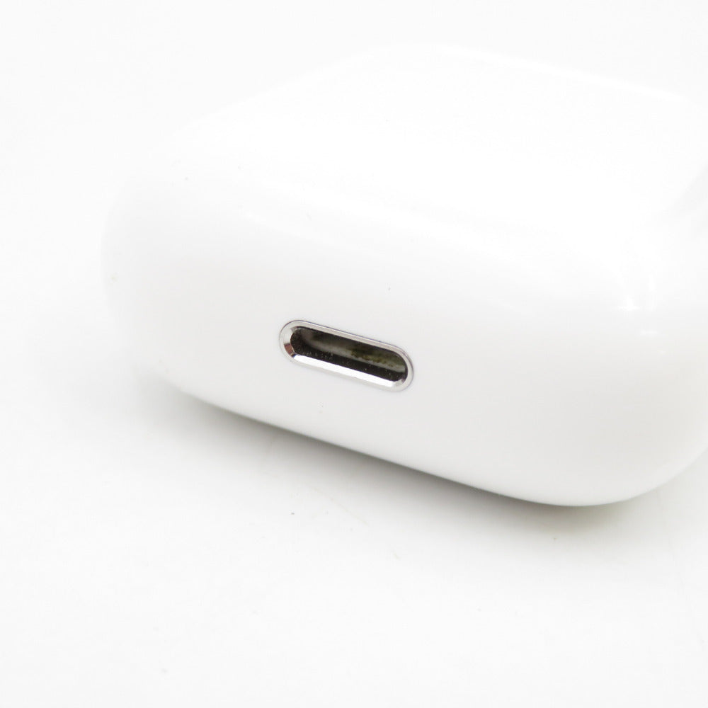 Apple AirPods 第2世代 ワイヤレスイヤホン ケースA1602 イヤホンA2032/A2031 MV7N2J/A