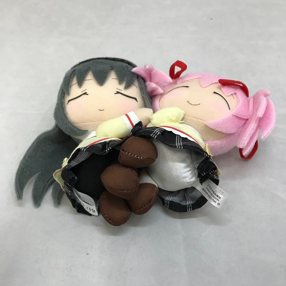 ぬいぐるみ 鹿目まどか&暁美ほむら ハグぐるみ ぬいぐるみ 劇場版 魔法少女まどか☆マギカ 新編 叛逆の物語 ローソン限定 美品
