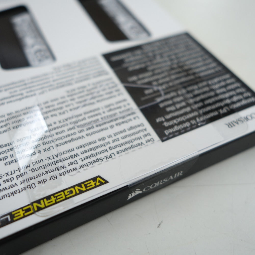 CORSAIR コルセア CMK32GX4M2E3200C16 PC4-25600 (DDR4-3200) 288pin UDIMM 32GB (16GB×2枚) 未使用品