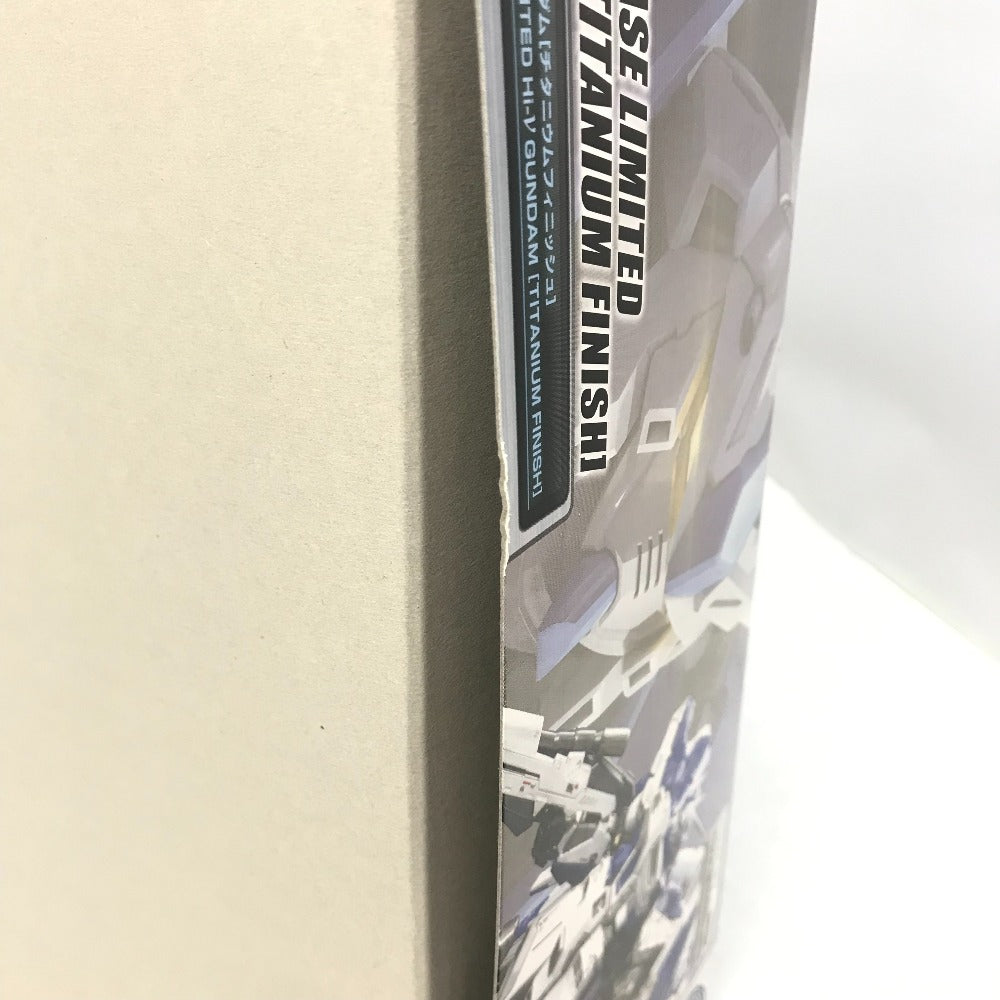 1/144 RG Hi-νガンダム チタニウムフィニッシュ 機動戦士ガンダム 逆襲のシャア ベルトーチカ・チルドレン ガンダムベース限定 プラモデル