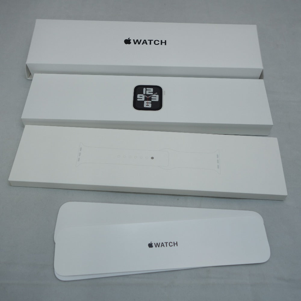 Apple Watch SE (アップルウォッチ エスイー) 第2世代 GPSモデル 40mm シルバー アルミニウムケース