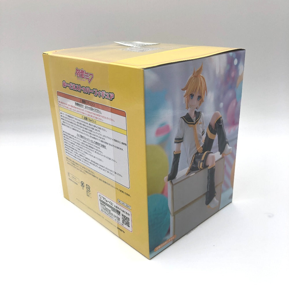 フィギュア