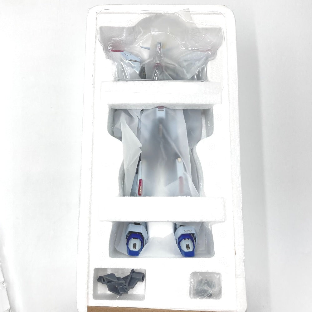 METAL BUILD フリーダムガンダム CONCEPT 2 「機動戦士ガンダムSEED」 BANDAI バンダイ フィギュア