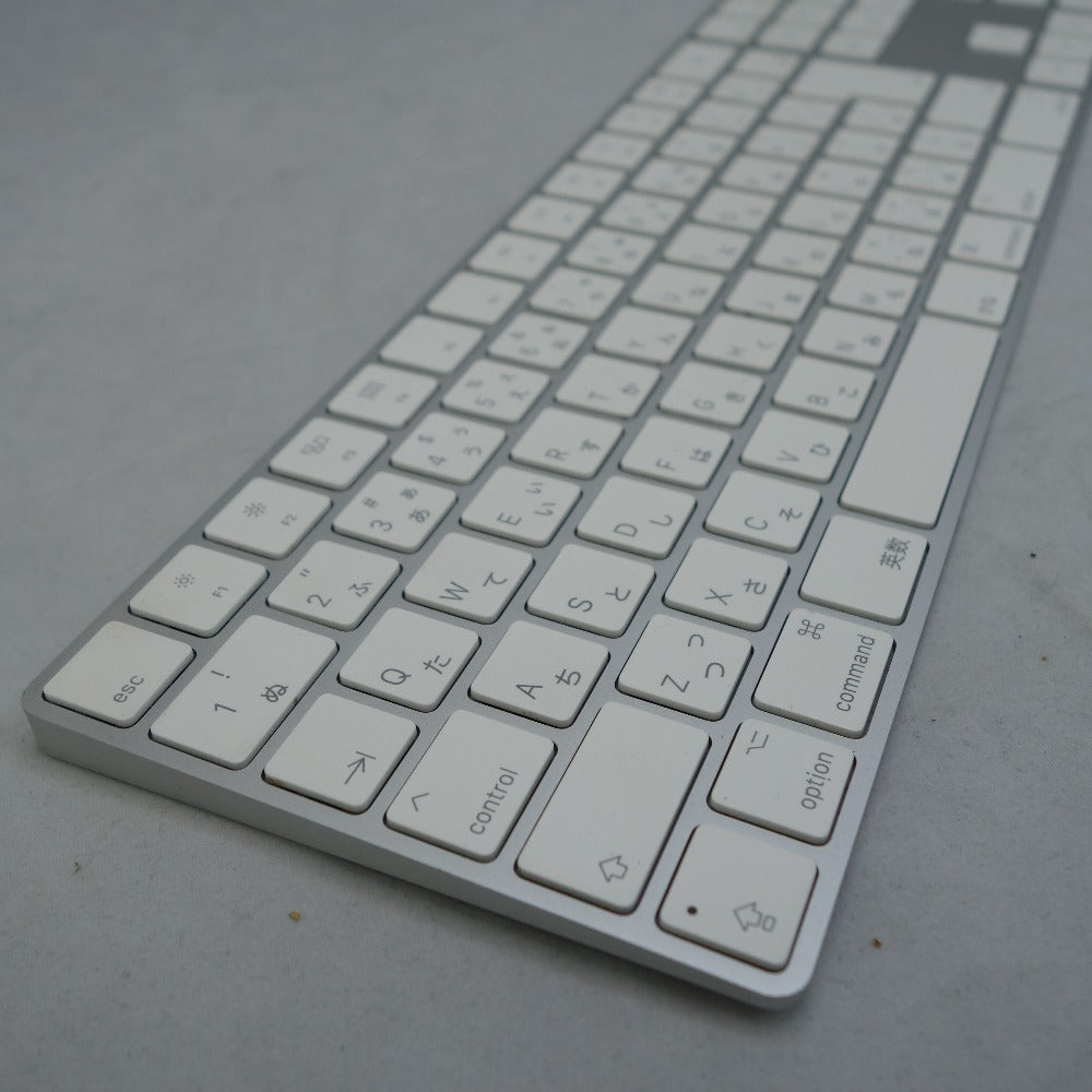 Apple アップル Magic Keyboard（テンキー付き） 日本語（JIS）A1843