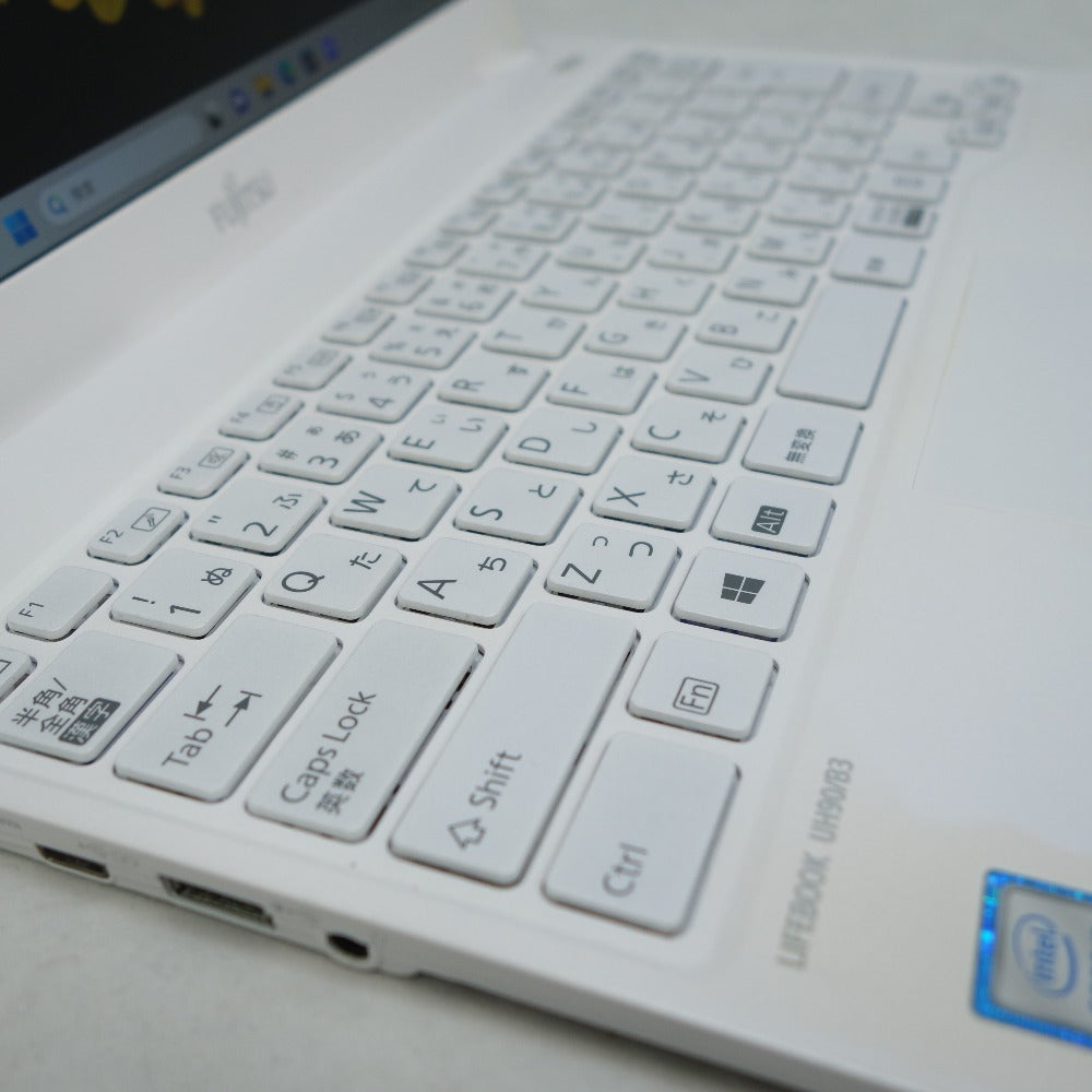 FUJITSU (富士通) ノートパソコン LIFEBOOK UH90/B3 i7-8550U メモリ8GB SSD256GB Windows11 FMVU9B3WDD 難あり