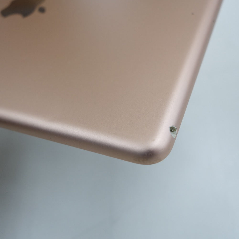 ジャンク品 Apple iPad (アイパッド) 9.7インチ 第6世代 Wi-Fiモデル 128GB ゴールド A1893 本体のみ  MRJP2J/A ジャンク ｜コンプオフ プラス – コンプオフプラス 公式ショップ