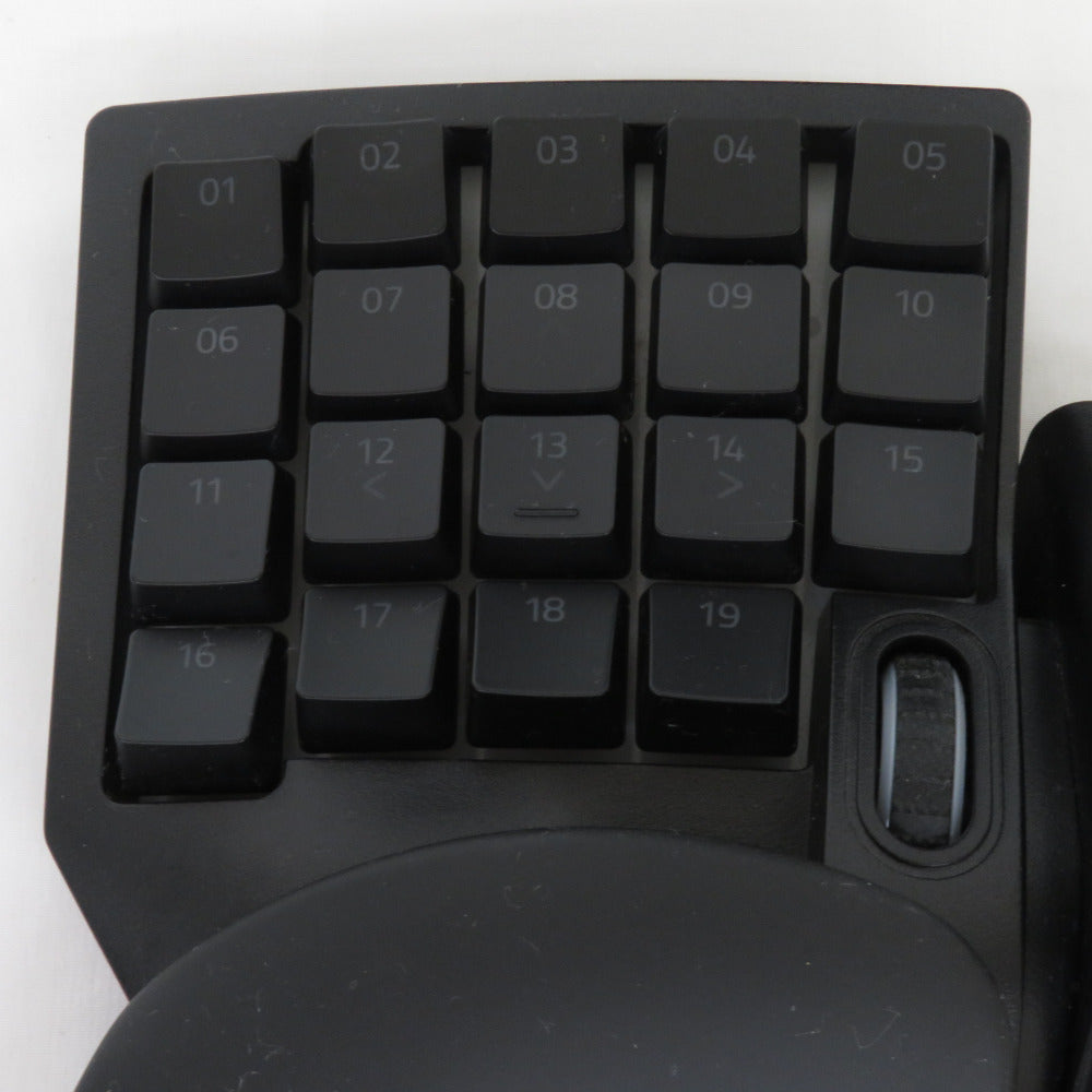 TARTARUS V2 メカメンブレン 左手デバイス 左手用 ゲーミング TARTARUS V2 メカメンブレン 左手デバイス 左手用 ゲーミング