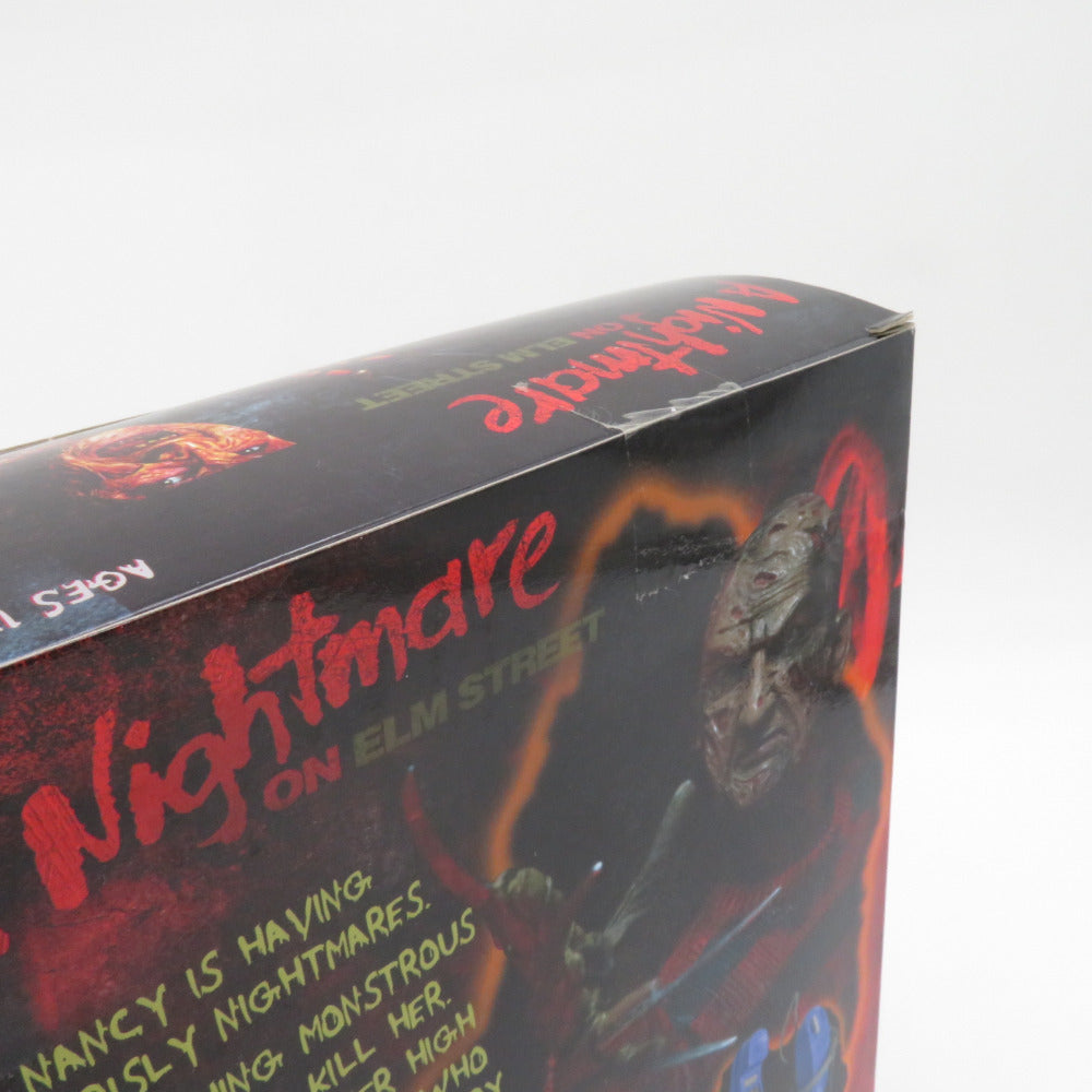 NECA フレディ エルム街の悪夢 アルティメット7インチフィギュア 未開封品 外箱イタミ有 ネカ フィギュア