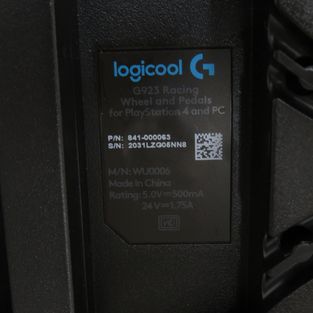 logicool G923 TRUEFORCEレーシングホイール(PlayStationおよび logicool G923 TRUEFORCEレーシングホイール(PlayStationおよび