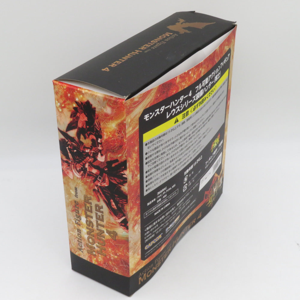 CAPCOM 千値練 レウス装備ハンター(剣士) モンスターハンター4