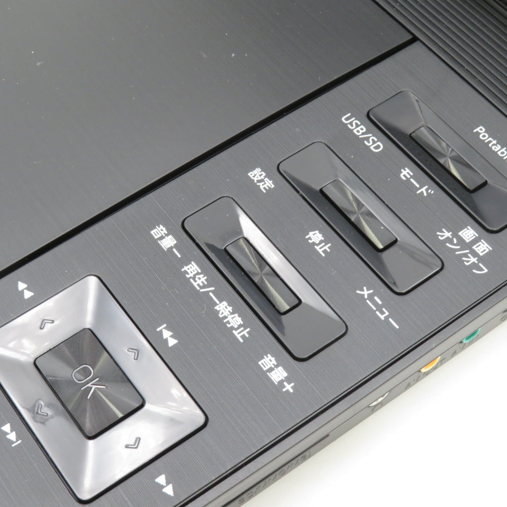 AIWA アイワ  7インチ ポータブルDVDプレーヤー XD-DW1 ※リモコン欠品 XD-DW1