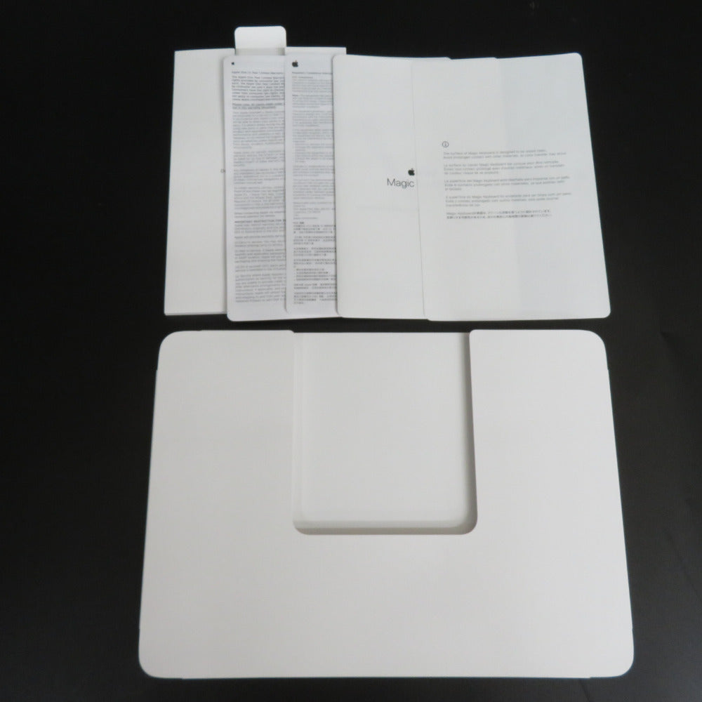 Apple Magic Keyboard マジックキーボード 11インチ 日本語配列 MJQJ3J/A