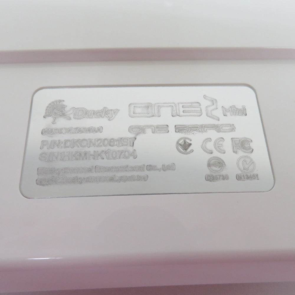 ゲーミングキーボード One2 Mini Pure White RGB DK-ONE2-RGB-MINI CherryMX Ducky ダッキー ゲーム周辺機器
