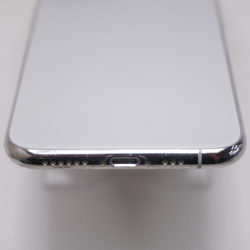 Apple iPhone 11 Pro 64GB シルバー SIMロック解除済み MWC32J/A