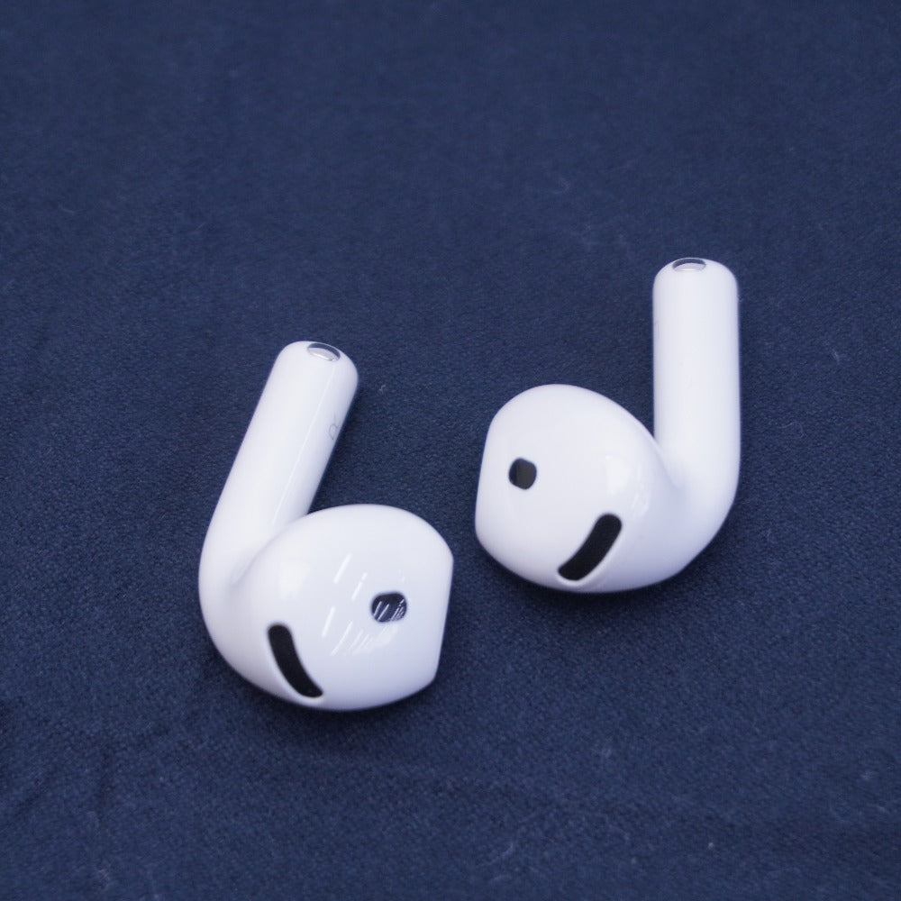 Apple オーディオ機器 AirPods 4 アクティブノイズキャンセリング搭載モデル MXP93J/A