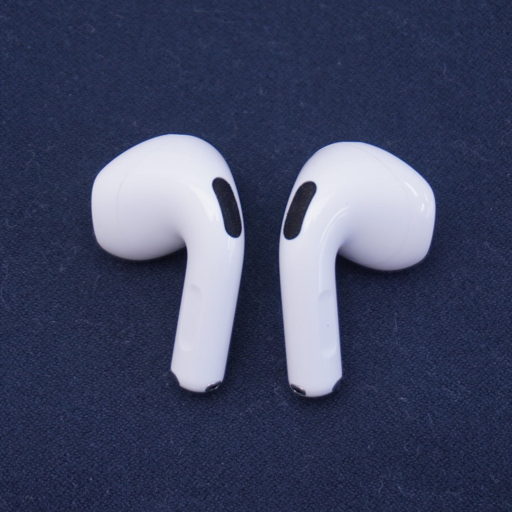 Apple オーディオ機器 AirPods 4 アクティブノイズキャンセリング搭載モデル MXP93J/A