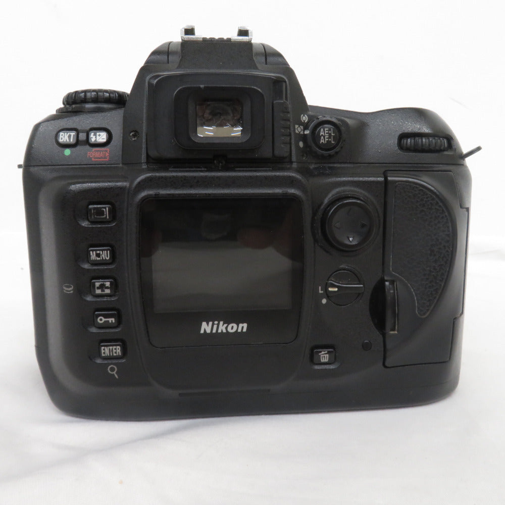 Nikon D100