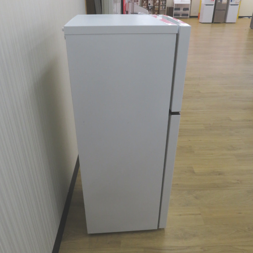 Hisence (ハイセンス)  冷蔵庫120L右開きHR-B12C 【コンプオフ金沢野々市店】 Hisence ハイセンス 冷蔵庫 120L 2ドア冷蔵庫 直冷式 ホワイト 右開き