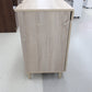 家具 脚付きキャビネット