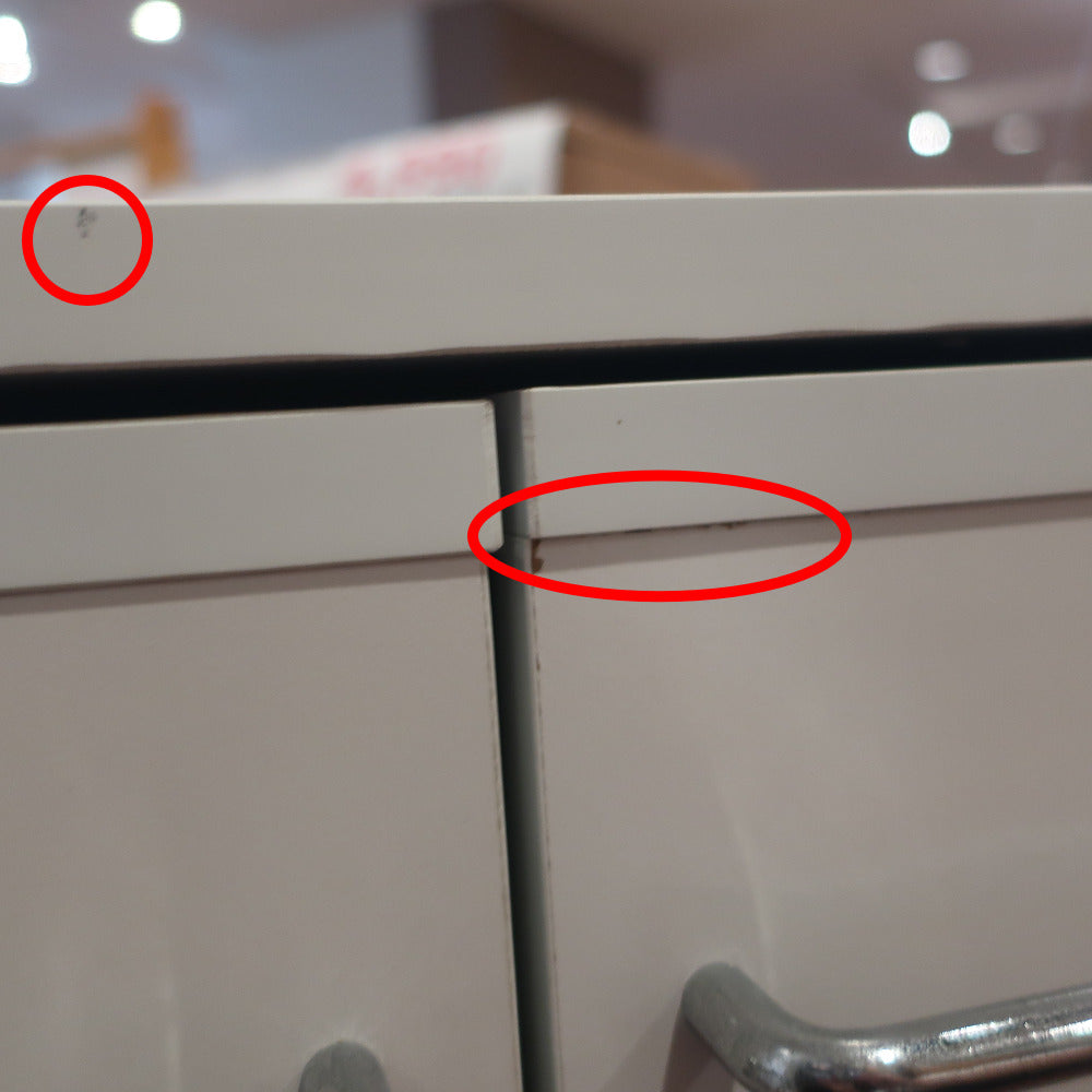 家具 引出し付き棚