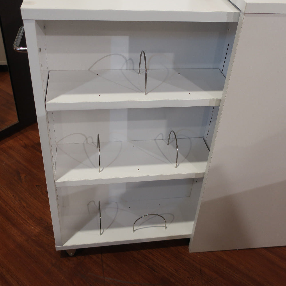 家具 引出し付き棚