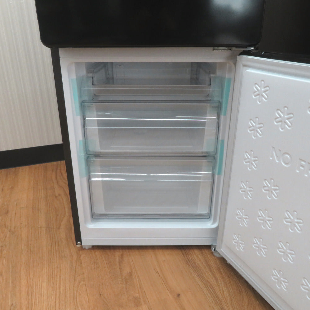 。　美品　Haier ２ドア冷蔵庫　2022年148L 右開き Haier ハイアール 冷蔵庫 148L 右開き 2ドア冷凍冷蔵庫 アウトレット品