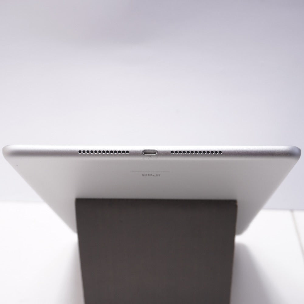 Apple iPad 第9世代 256GB Wi-Fi＋Cellular MK4H3J/A