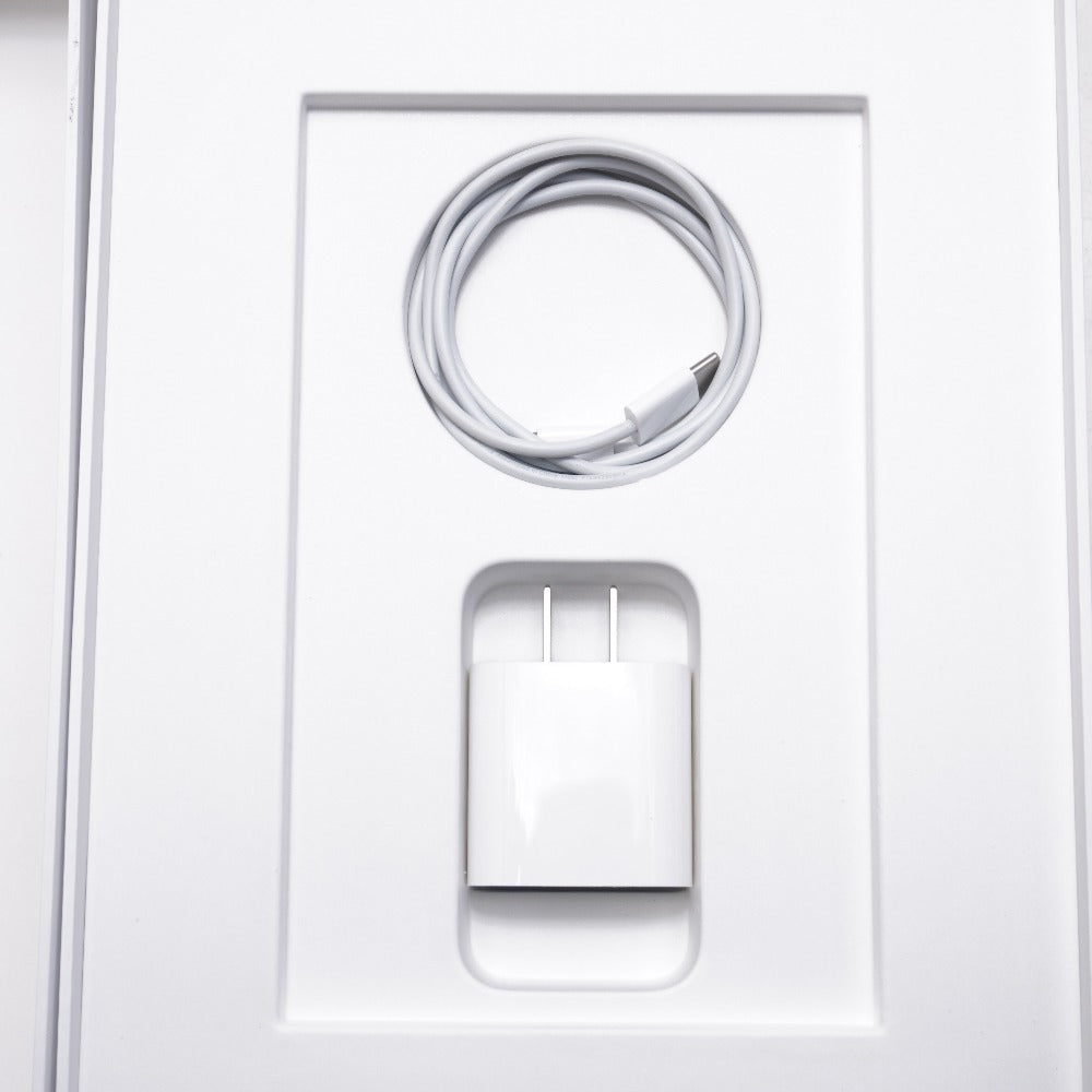 Apple iPad Air 第5世代 Wi-Fiモデル 256GB MME63J/A