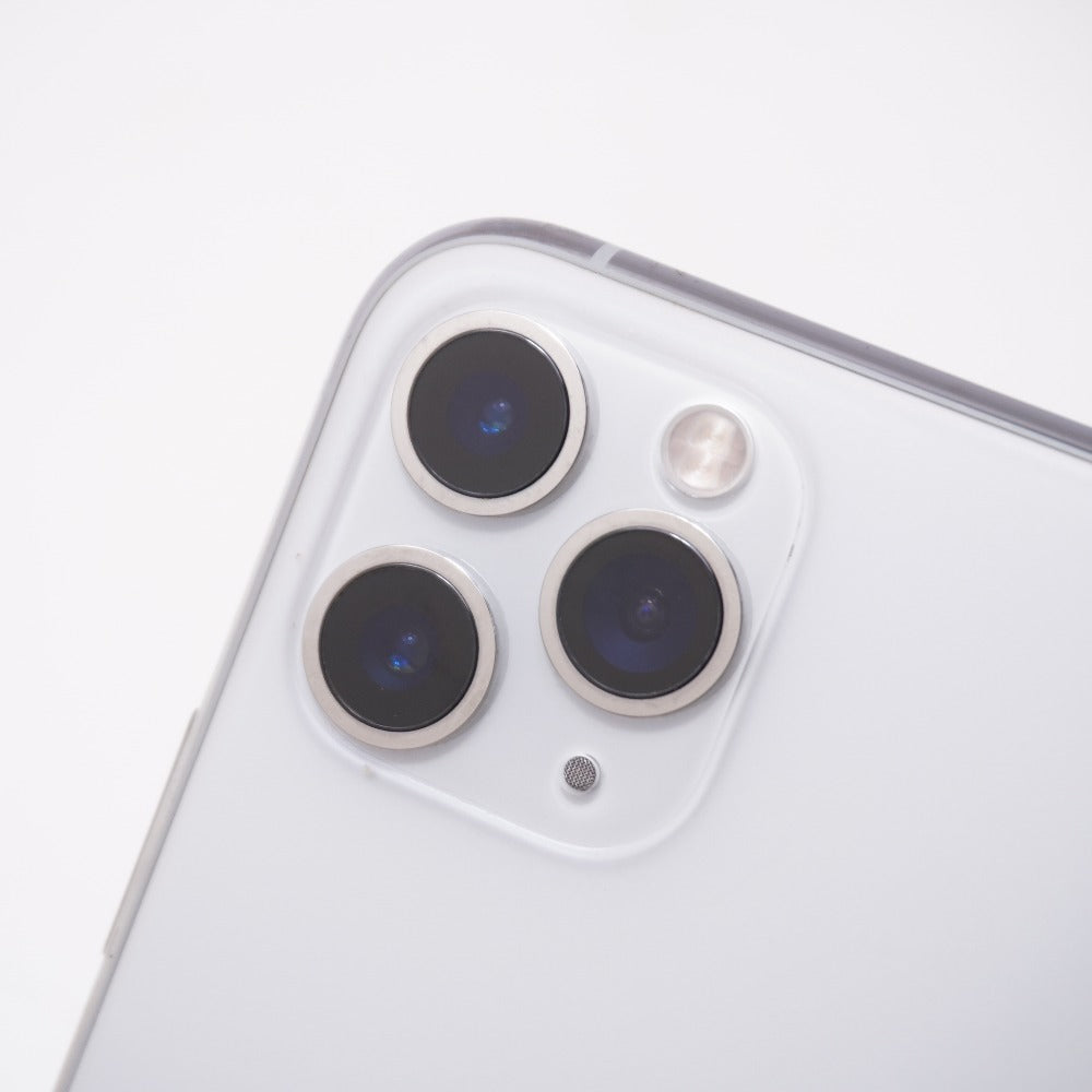Apple iPhone 11 Pro 64GB シルバー SIMロック解除済み MWC32J/A