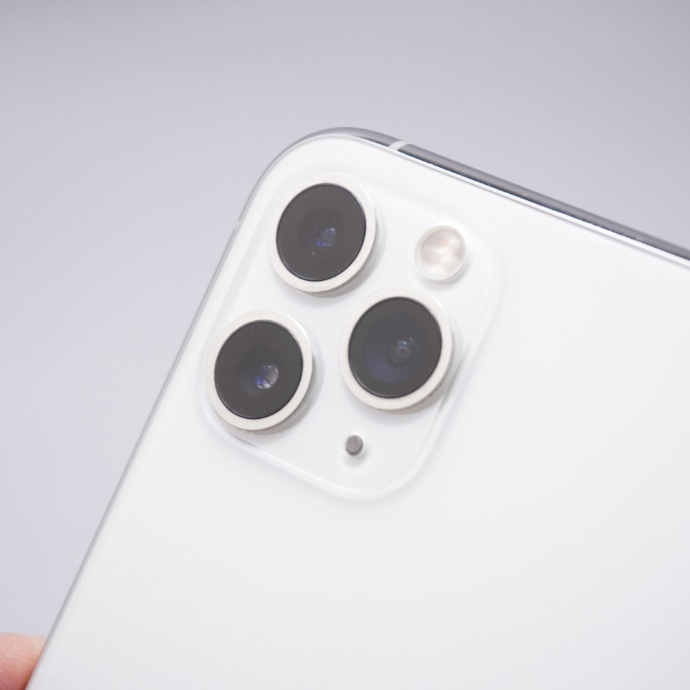 Apple iPhone 11 Pro 64GB シルバー SIMロック解除済み MWC32J/A