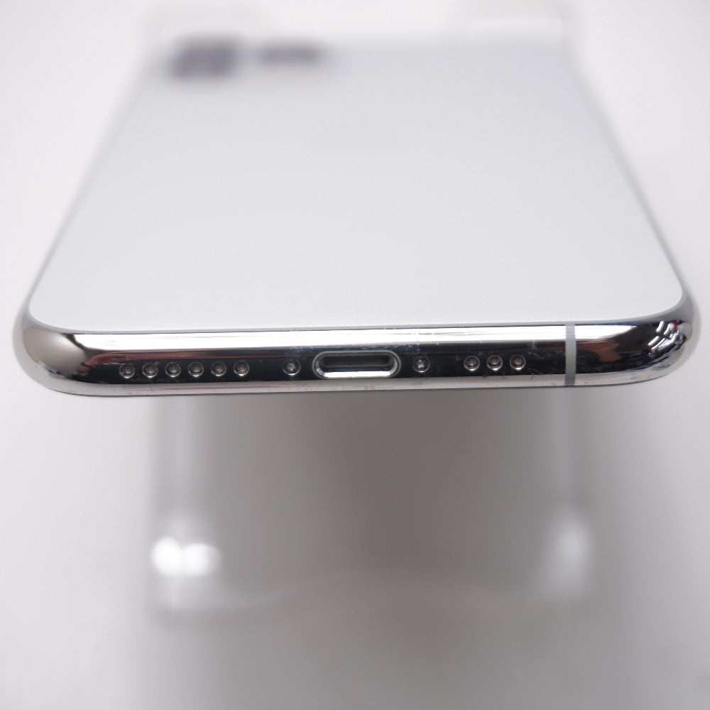 Apple iPhone 11 Pro 64GB シルバー SIMロック解除済み MWC32J/A