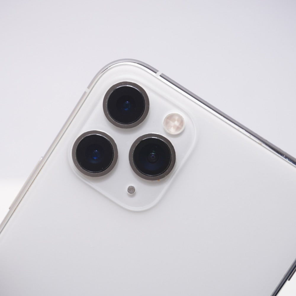Apple iPhone 11 Pro 64GB シルバー SIMロック解除済み MWC32J/A