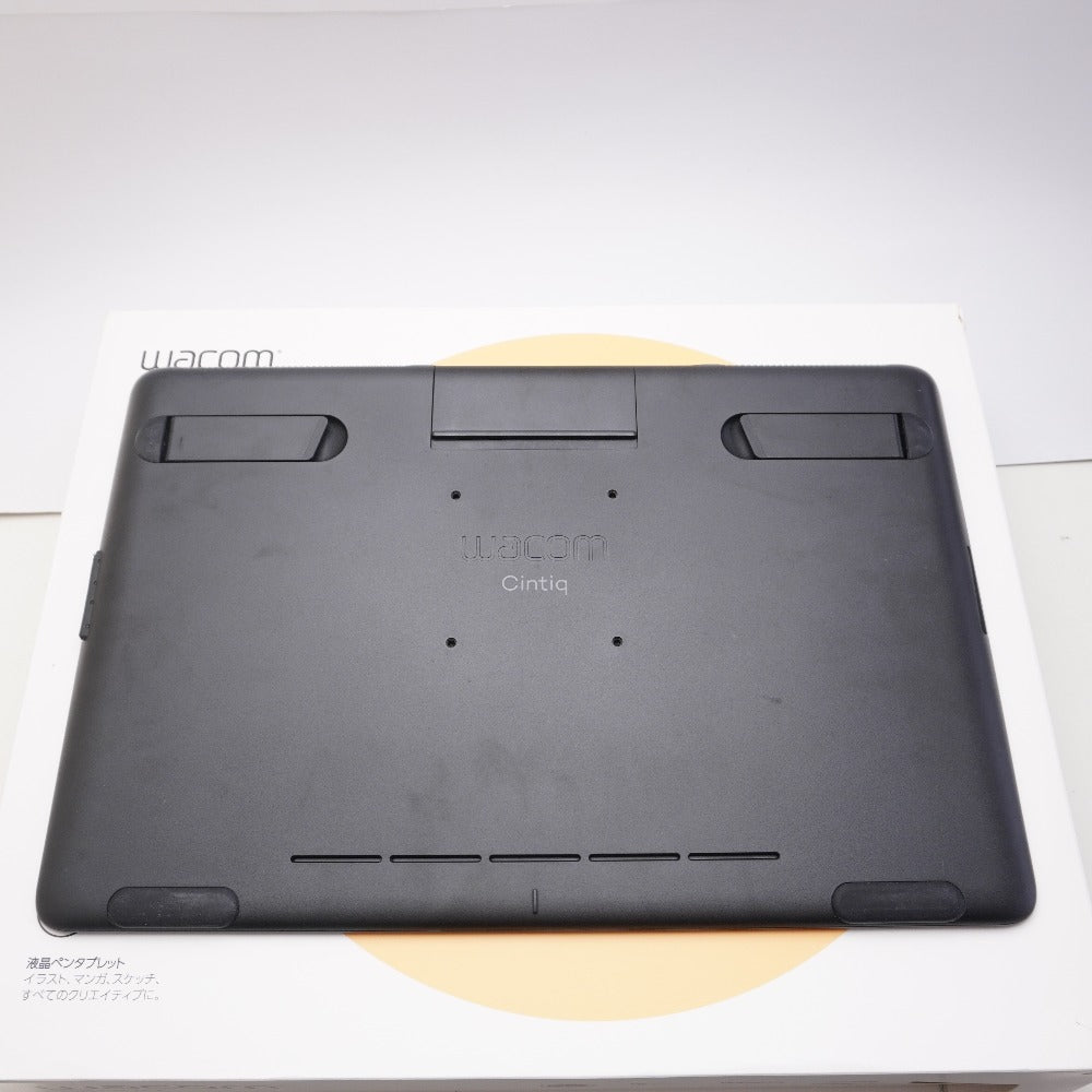 液晶ペンタブレット