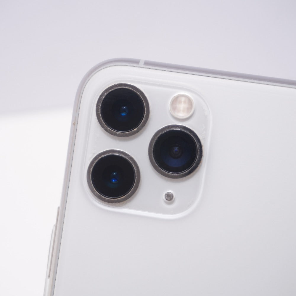 Apple iPhone 11 Pro 64GB シルバー SIMロック解除済み MWC32J/A
