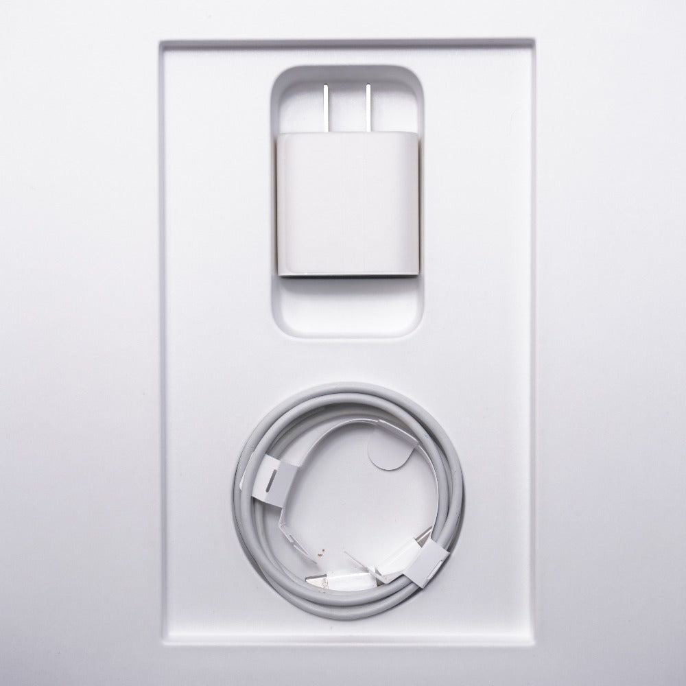 Apple iPad Pro 12.9 第5世代 1TB シルバー MHNN3J/A