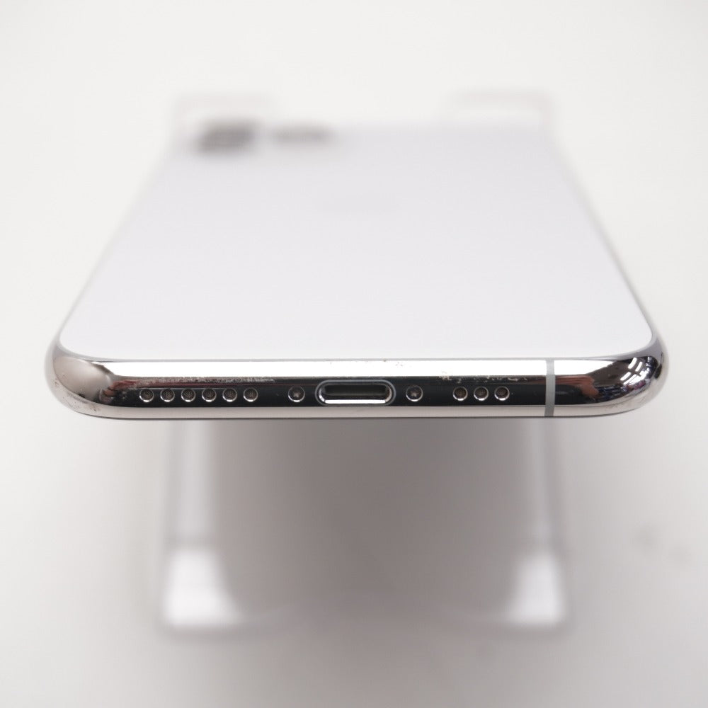 Apple iPhone 11 Pro 64GB シルバー SIMロック解除済み MWC32J/A