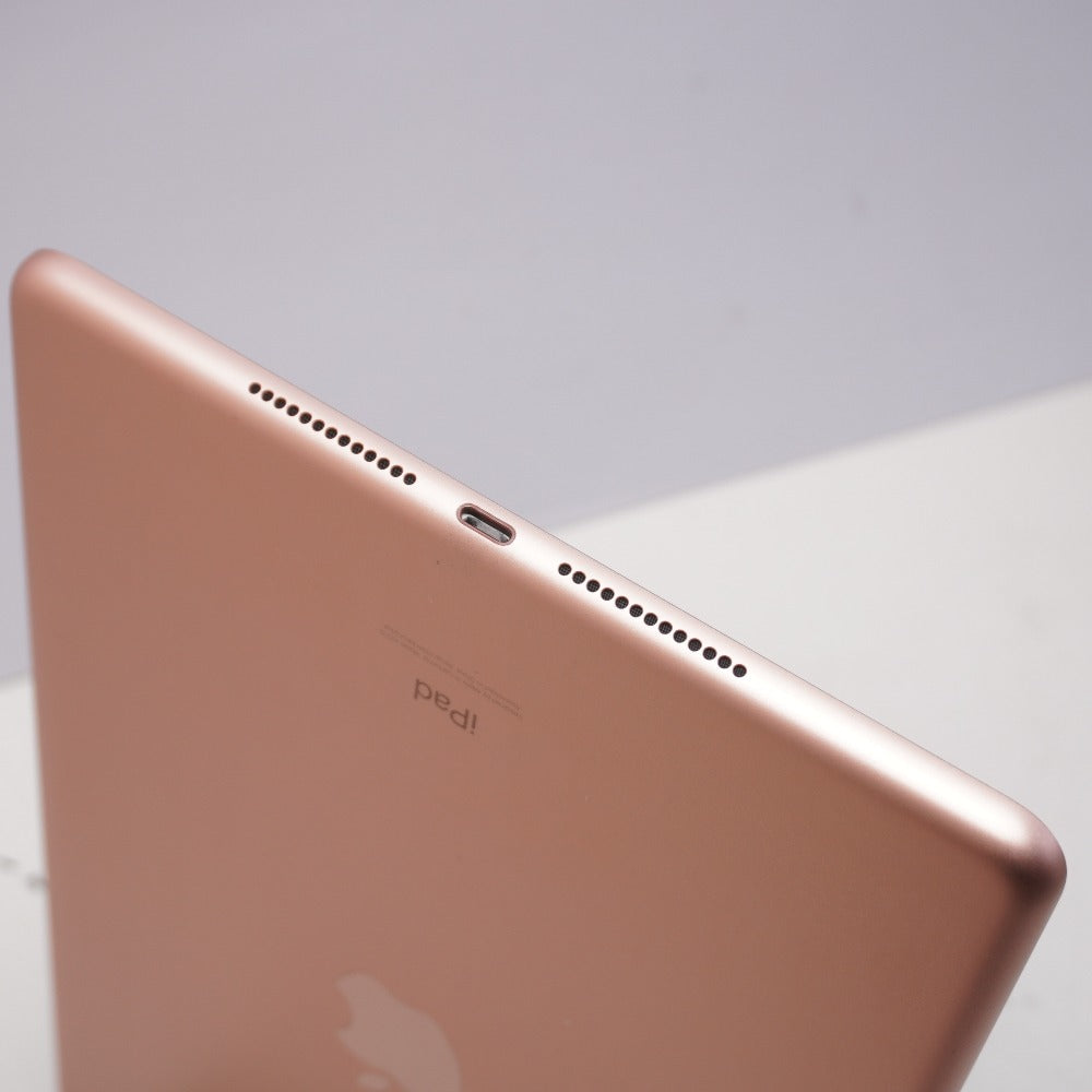 Apple iPad 第8世代 Wi-Fi 32GB MYLC2J/A