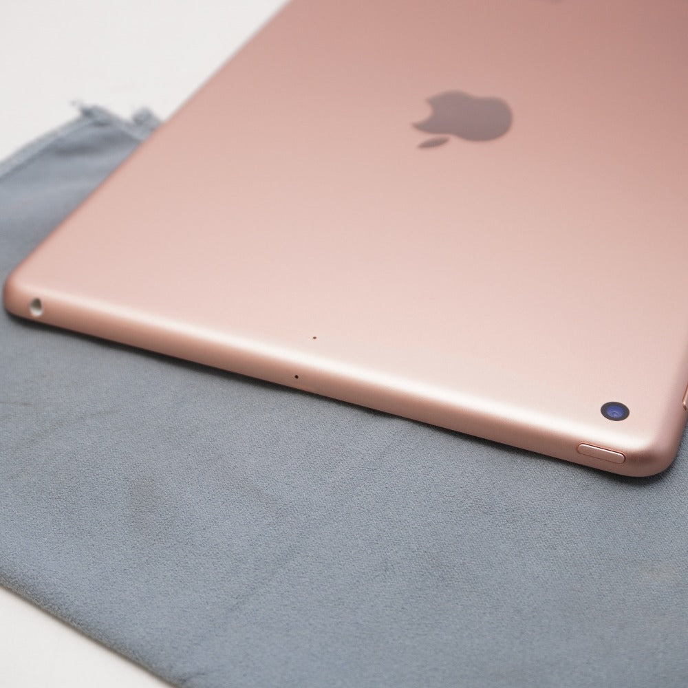 Apple iPad 第6世代 Wi-Fi 32GB MRJN2A/A