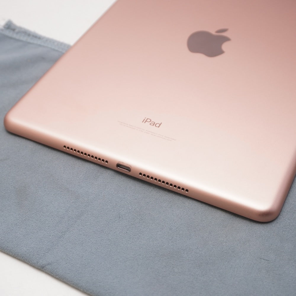 Apple iPad 第6世代 Wi-Fi 32GB MRJN2A/A