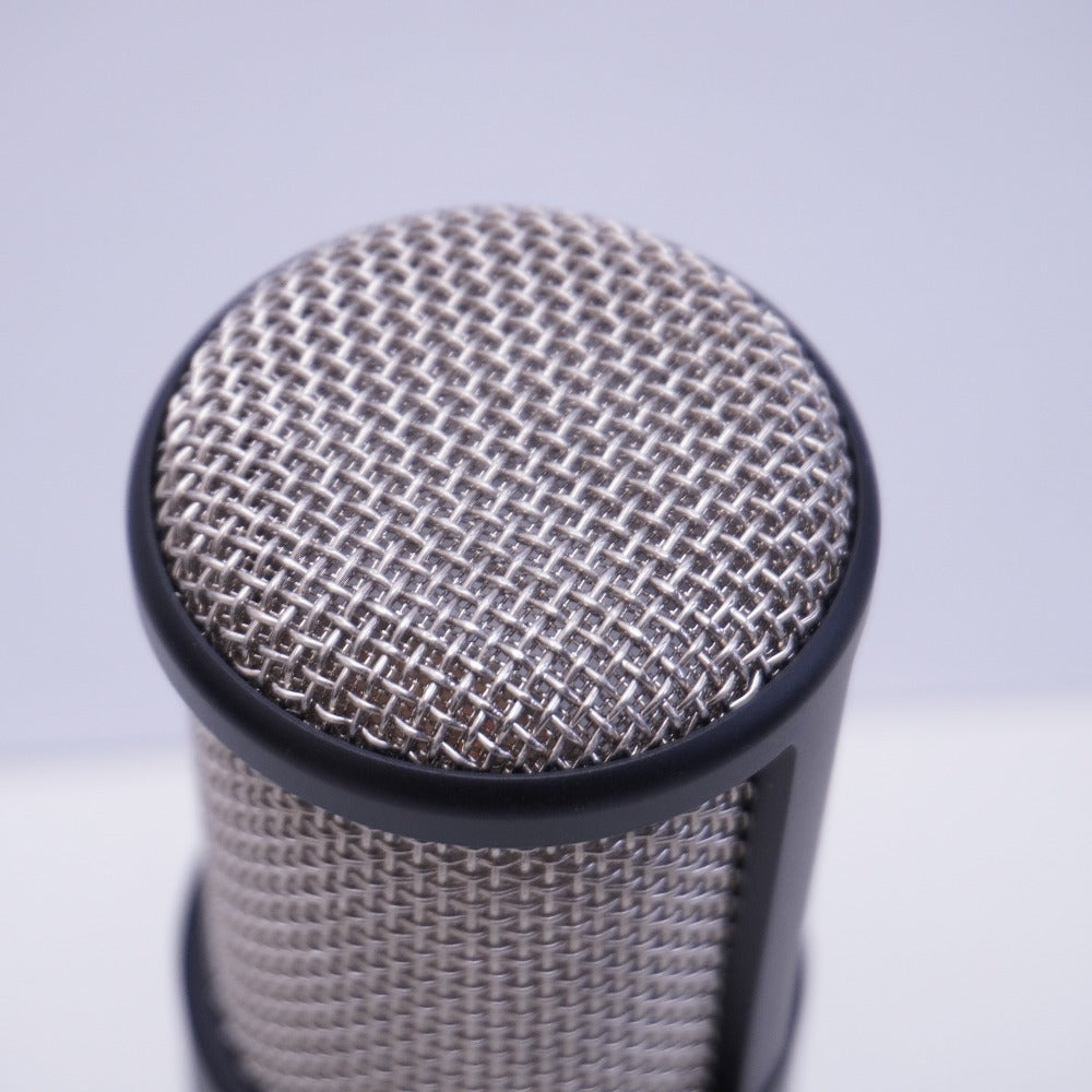 AKG アーカーゲー オーディオ機器 コンデンサーマイク P220